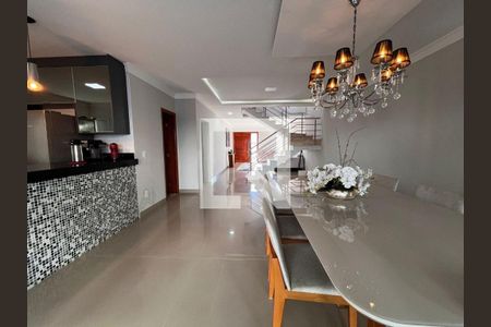 Casa de Condomínio à venda com 5 quartos, 331m² em Swiss Park, Campinas