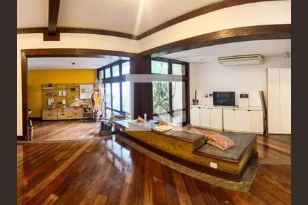 Casa à venda com 6 quartos, 687m² em Barra da Tijuca, Rio de Janeiro