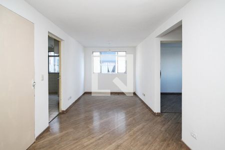 Sala de apartamento para alugar com 2 quartos, 52m² em Lajeado, Cotia