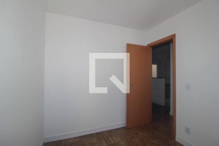 Quarto de apartamento à venda com 2 quartos, 55m² em Vila Nova, Porto Alegre