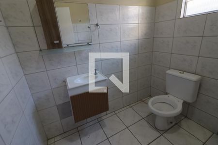 Banheiro da Suíte 1 de casa para alugar com 3 quartos, 90m² em Umuarama, Osasco