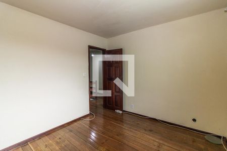 Quarto 1 de casa para alugar com 3 quartos, 320m² em Padre Miguel, Rio de Janeiro