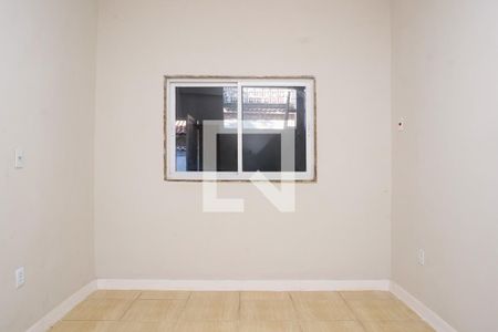 Quarto de casa para alugar com 3 quartos, 70m² em Vila Bandeirantes, Nova Iguaçu