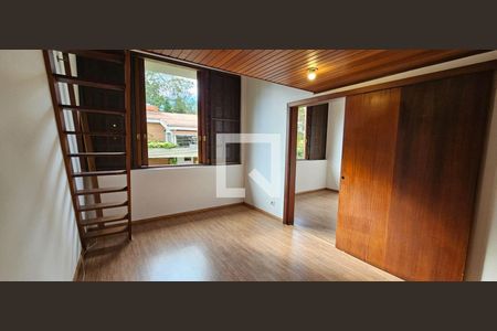 Casa à venda com 5 quartos, 284m² em Jardim Morumbi, São Paulo