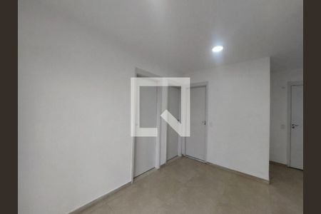 Sala de casa para alugar com 2 quartos, 37m² em Vila Gea, São Paulo