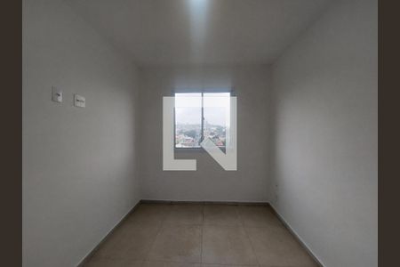 Quarto 1 de casa para alugar com 2 quartos, 37m² em Vila Gea, São Paulo