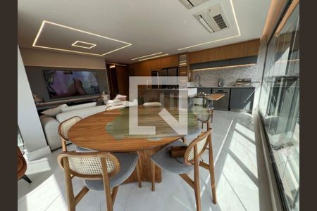 Apartamento à venda com 3 quartos, 100m² em Jardim das Acacias, São Paulo