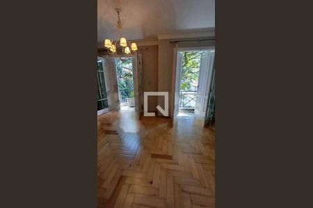 Casa à venda com 4 quartos, 480m² em Vila Campo Grande, São Paulo