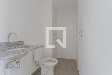 Banheiro de kitnet/studio à venda com 1 quarto, 25m² em Pinheiros, São Paulo