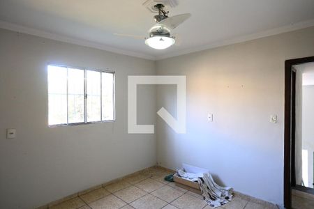 Quarto de casa para alugar com 2 quartos, 55m² em Cachoeirinha, Belo Horizonte