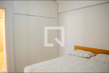Quarto de apartamento para alugar com 1 quarto, 53m² em Setor Central, Goiânia