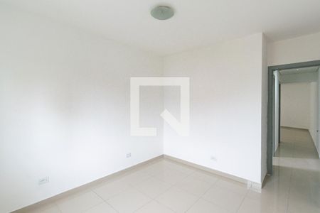 Quarto 1 de casa para alugar com 2 quartos, 90m² em Cidade Domitila, São Paulo
