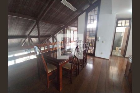 Casa para alugar com 4 quartos, 430m² em Vila Brandina, Campinas
