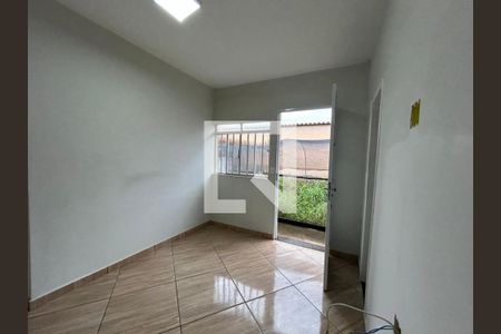 Casa à venda com 6 quartos, 198m² em Novo Progresso, Belo Horizonte