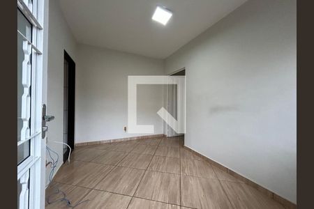 Casa à venda com 6 quartos, 198m² em Novo Progresso, Belo Horizonte