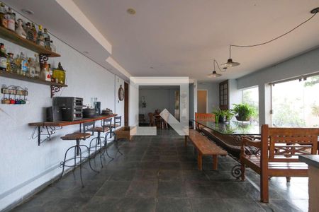 Casa à venda com 4 quartos, 407m² em Buritis, Belo Horizonte