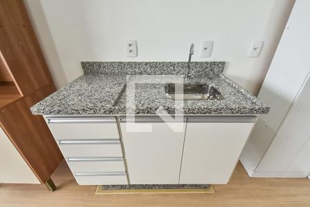 Sala/cozinha de apartamento para alugar com 1 quarto, 29m² em Liberdade, São Paulo