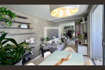 Apartamento à venda com 2 quartos, 65m² em Ouro Preto, Belo Horizonte