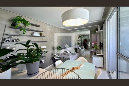 Apartamento à venda com 2 quartos, 65m² em Ouro Preto, Belo Horizonte