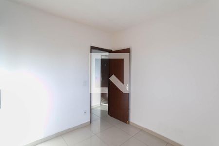 Quarto 1 de apartamento para alugar com 3 quartos, 59m² em Padre Eustáquio, Belo Horizonte