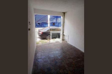 Casa à venda com 4 quartos, 227m² em Km 18, Osasco