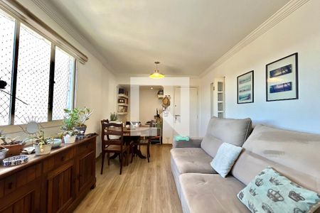 Sala de apartamento à venda com 2 quartos, 69m² em Vila Alexandria, São Paulo