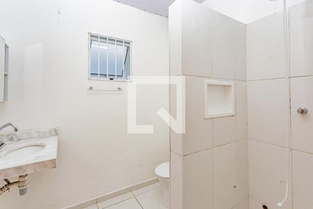 Banheiro de casa para alugar com 1 quarto, 55m² em Vila da Saúde, São Paulo