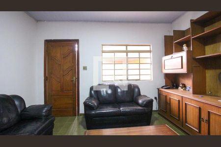 Casa à venda com 2 quartos, 240m² em Vila Ema, São Paulo