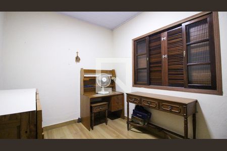 Casa à venda com 2 quartos, 240m² em Vila Ema, São Paulo