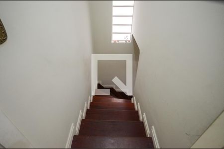 Escada de casa à venda com 3 quartos, 120m² em Parque Nações Unidas, São Paulo