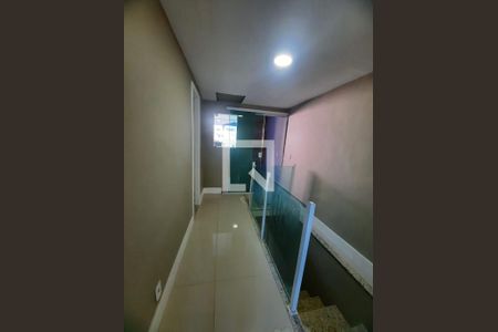 Corredor de casa de condomínio à venda com 3 quartos, 210m² em Jacarepaguá, Rio de Janeiro