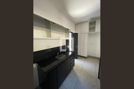 Cozinha de casa para alugar com 2 quartos, 138m² em Tabajaras, Uberlândia