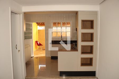 Casa de Condomínio para alugar com 2 quartos, 89m² em Jardim Barbacena, Cotia
