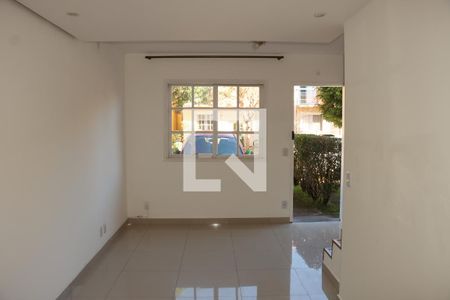 Casa de Condomínio para alugar com 2 quartos, 89m² em Jardim Barbacena, Cotia