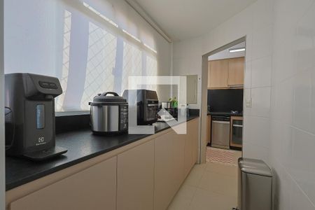 Apartamento à venda com 3 quartos, 177m² em Santa Efigênia, Belo Horizonte