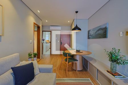 Apartamento à venda com 3 quartos, 177m² em Santa Efigênia, Belo Horizonte