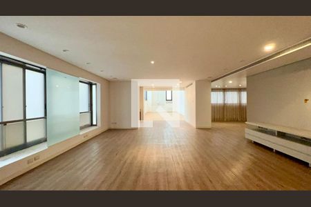 Sala de TV de apartamento à venda com 3 quartos, 355m² em Cerqueira César, São Paulo