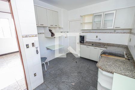 Cozinha de apartamento para alugar com 3 quartos, 128m² em Planalto, Belo Horizonte