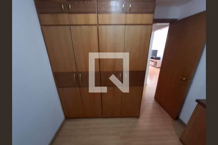 Quarto 1 de apartamento para alugar com 2 quartos, 64m² em Flamengo, Rio de Janeiro