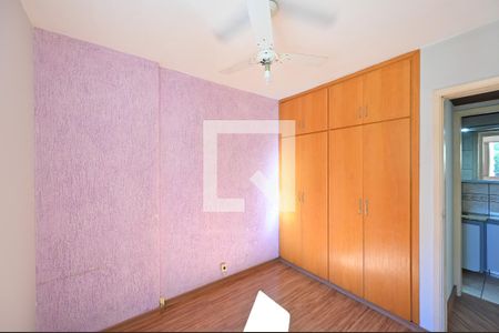 Quarto 1 de apartamento para alugar com 2 quartos, 65m² em Parque Imperial, São Paulo
