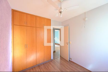 Quarto 1 de apartamento para alugar com 2 quartos, 65m² em Parque Imperial, São Paulo