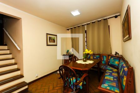 sala de jantar de casa para alugar com 3 quartos, 167m² em Vila Suzana, São Paulo