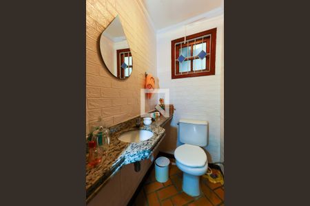 lavabo de casa para alugar com 3 quartos, 167m² em Vila Suzana, São Paulo
