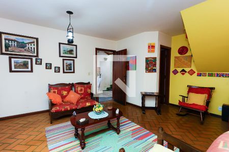 sala  de casa para alugar com 3 quartos, 167m² em Vila Suzana, São Paulo