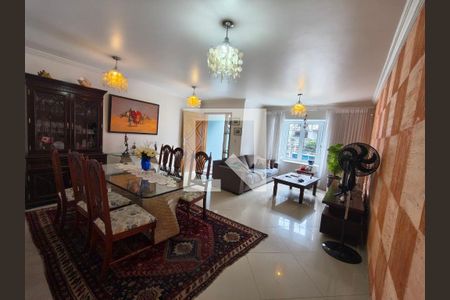 Sala de casa à venda com 3 quartos, 248m² em Vila Ipojuca, São Paulo