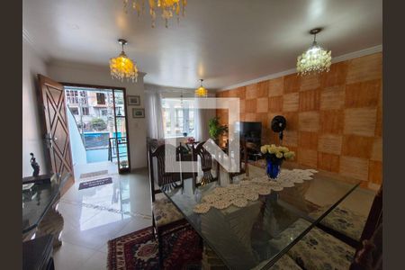 Sala de casa à venda com 3 quartos, 248m² em Vila Ipojuca, São Paulo