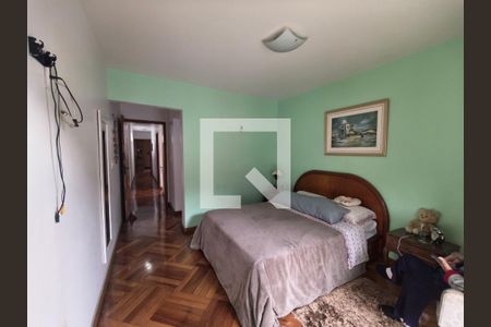 Quarto de casa à venda com 3 quartos, 248m² em Vila Ipojuca, São Paulo
