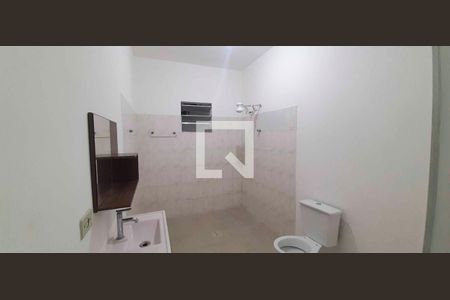Banheiro de casa para alugar com 1 quarto, 50m² em Bandeiras, Osasco