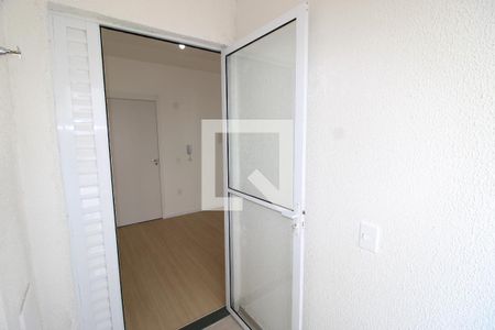 Sala / Cozinha - Varanda de apartamento para alugar com 2 quartos, 28m² em Vila Santana, São Paulo