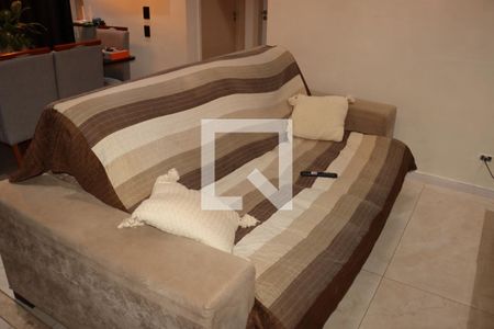 Apartamento para alugar com 2 quartos, 54m² em Cemucam, Cotia